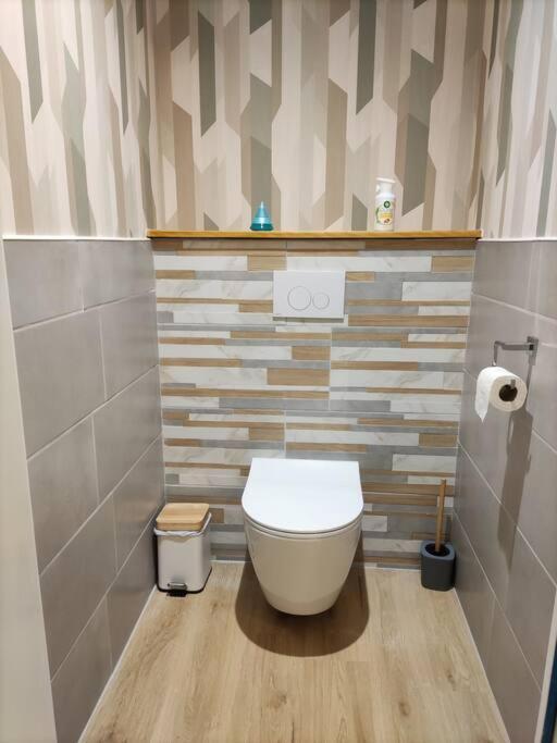 La Terrasse Des Bons Jours Apartment Charleville-Mezieres Ngoại thất bức ảnh